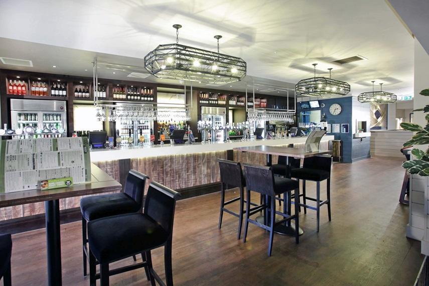 The Angel Hotel Wetherspoon Whitby Exterior foto