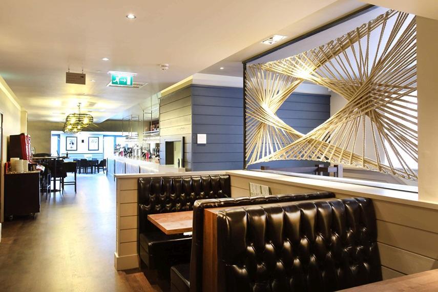 The Angel Hotel Wetherspoon Whitby Exterior foto
